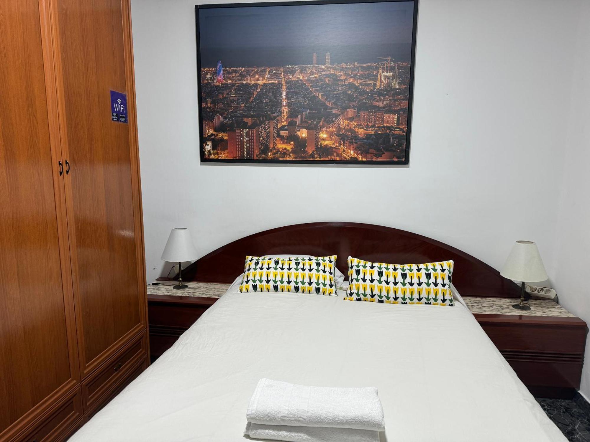 Room Familiar Sants Barcelona Zewnętrze zdjęcie